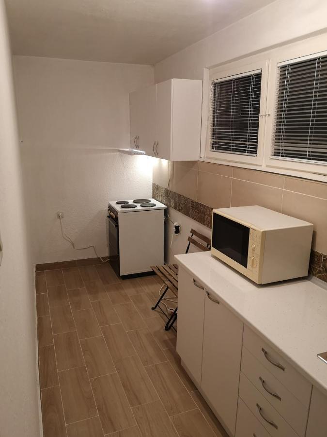 White Night Hotel Skopje Eksteriør billede